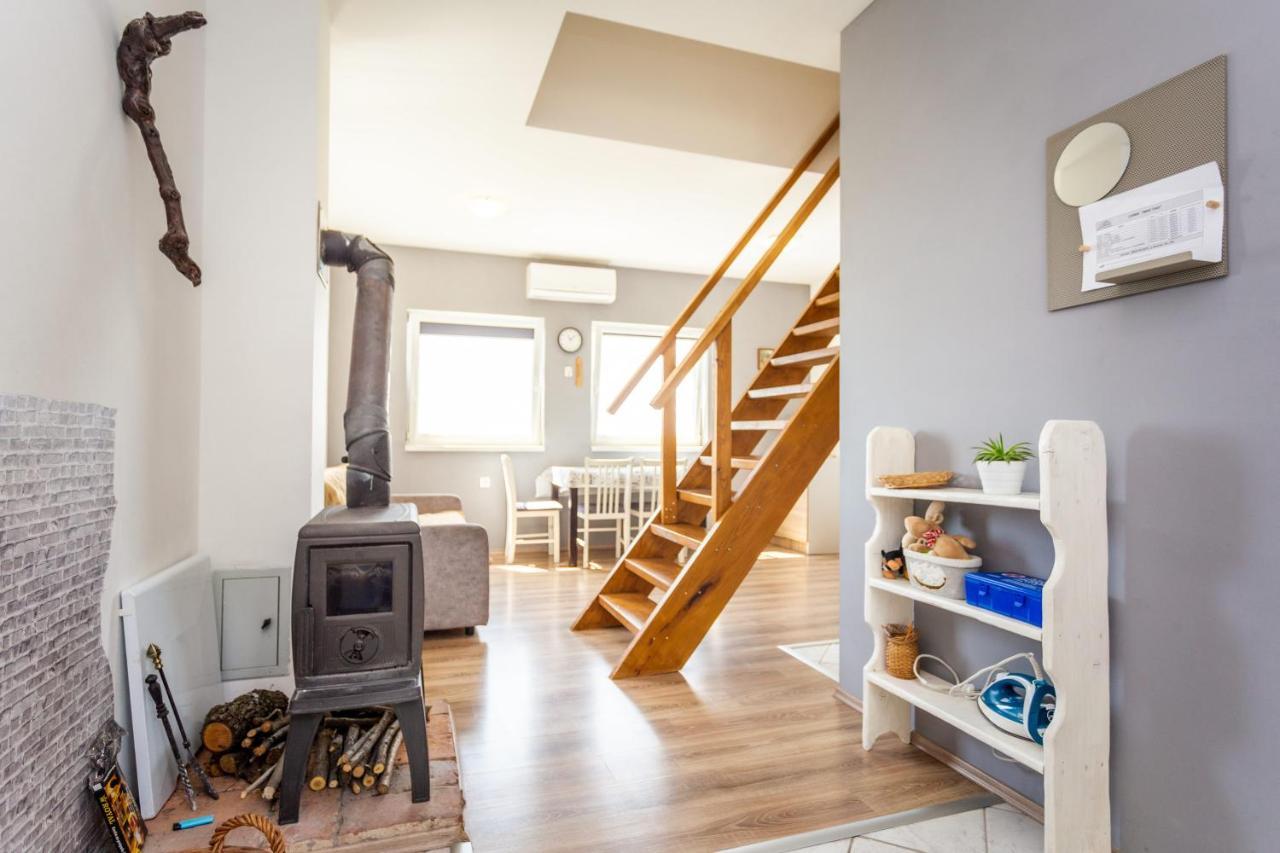 Cerovecki Apartment