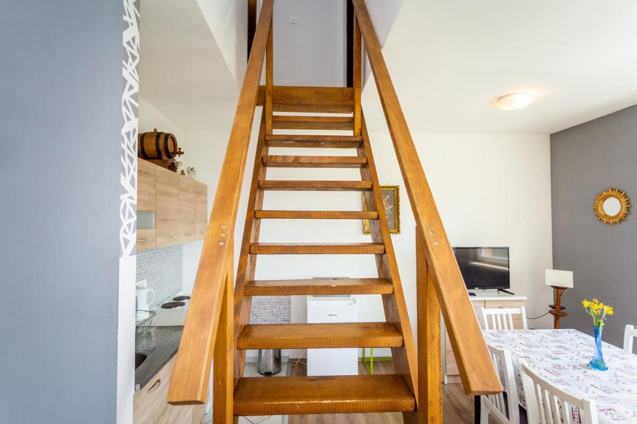 Cerovecki Apartment