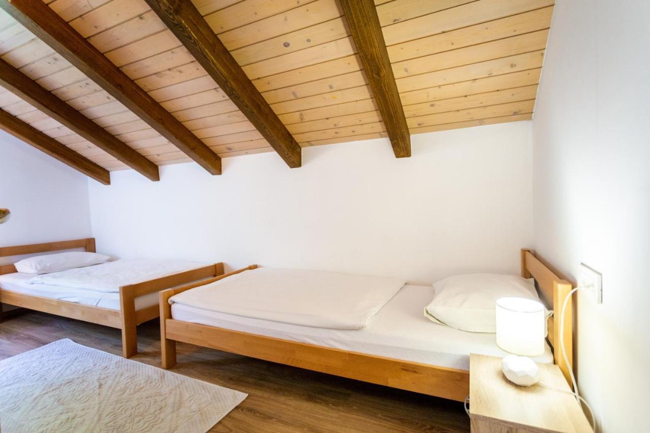 Cerovecki Apartment *