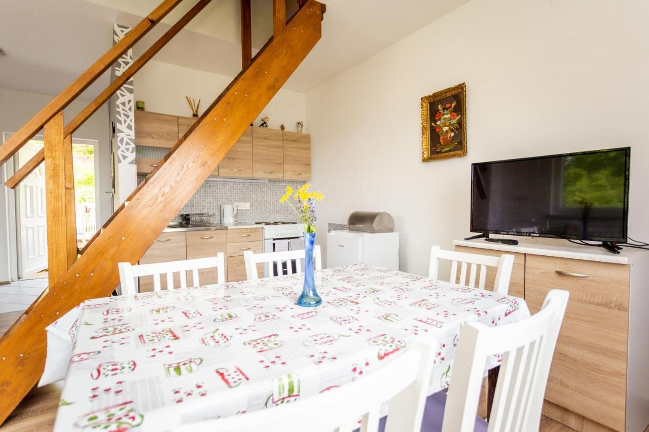 Cerovecki Apartment *