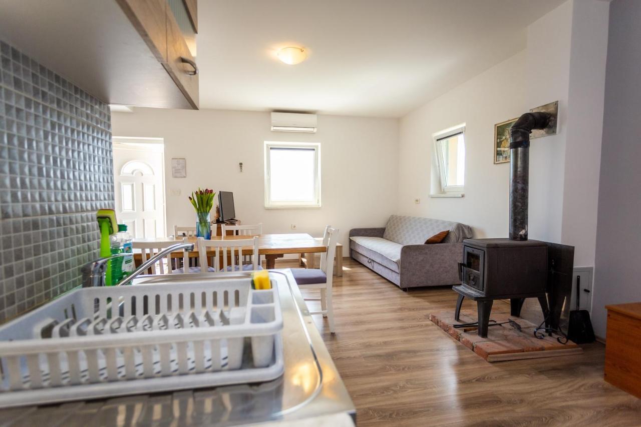 Apartment Cerovecki *
