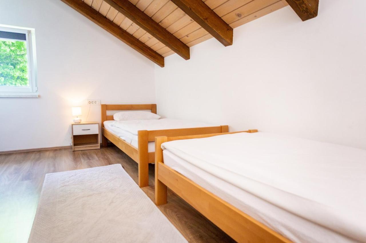 Cerovecki Apartment